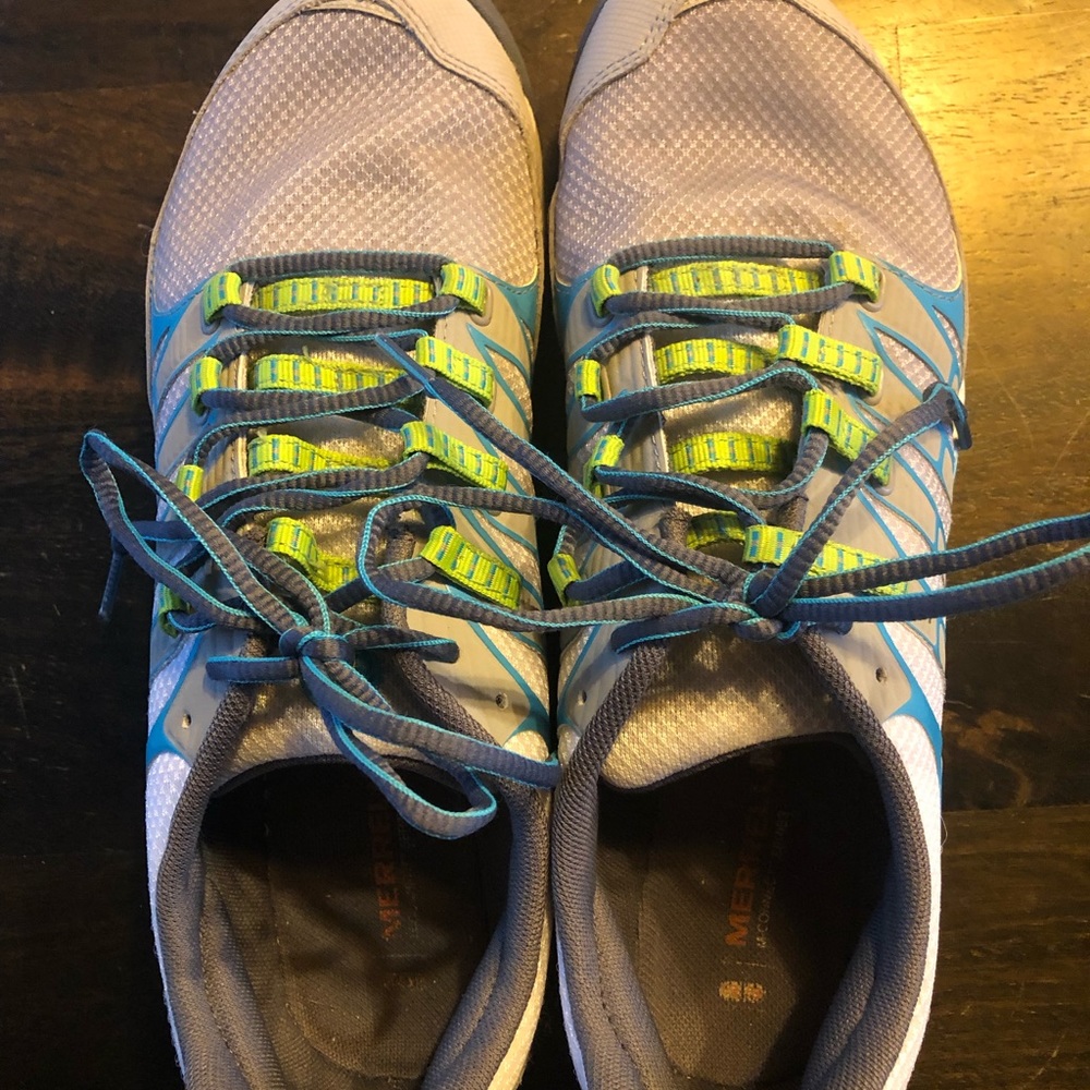 Merrill tennis shoes